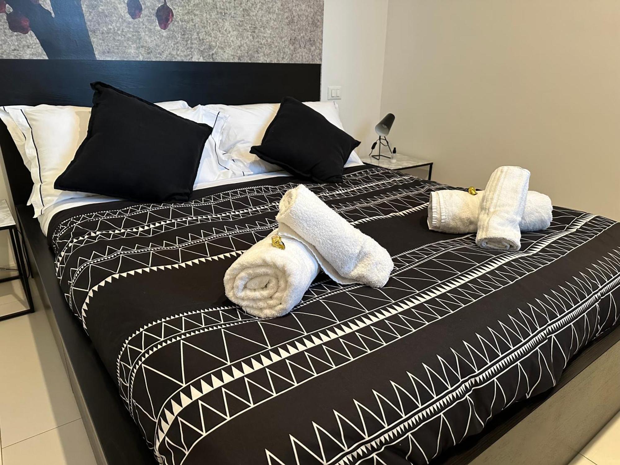 Domus Symmetrie Apartment Rome